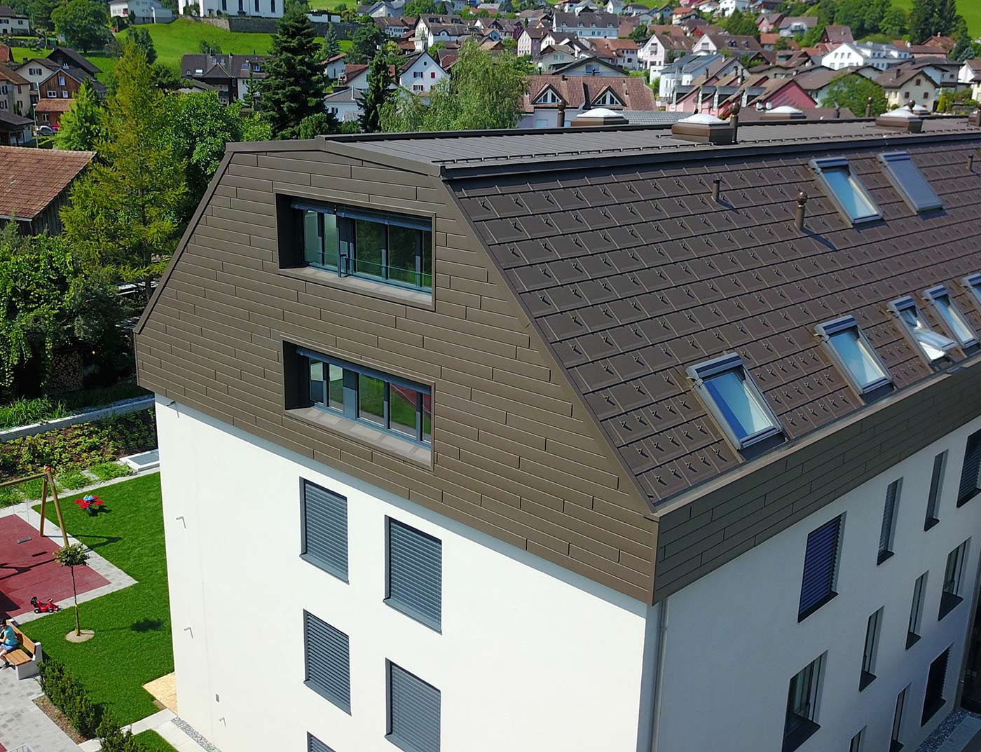 R 16 Roof Tile High Stability And Longevity Prefa